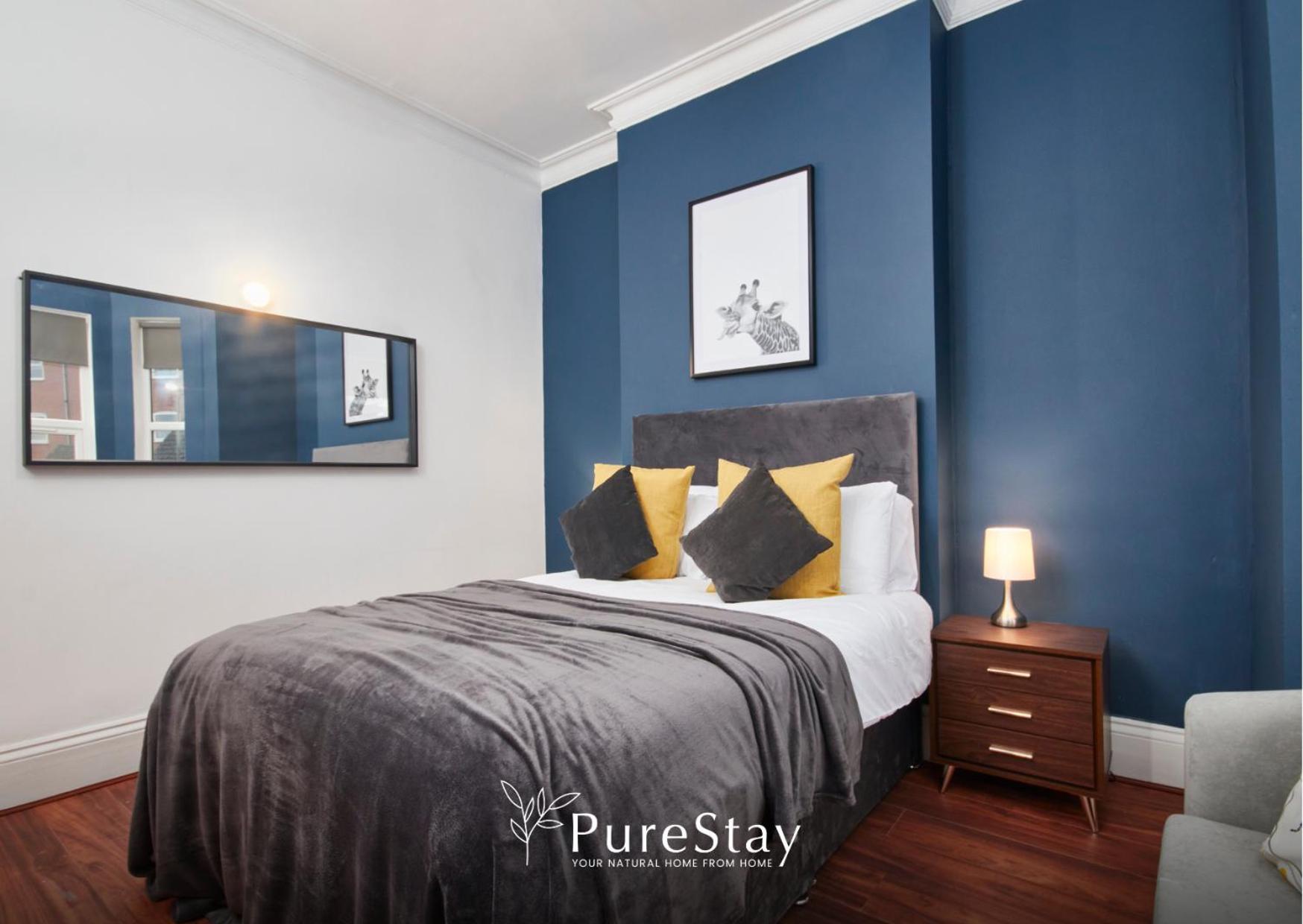 5 Bed House In Leamington Spa Perfect For Contractors With 7 Beds By Purestay - 14 Night Min! Exterior photo